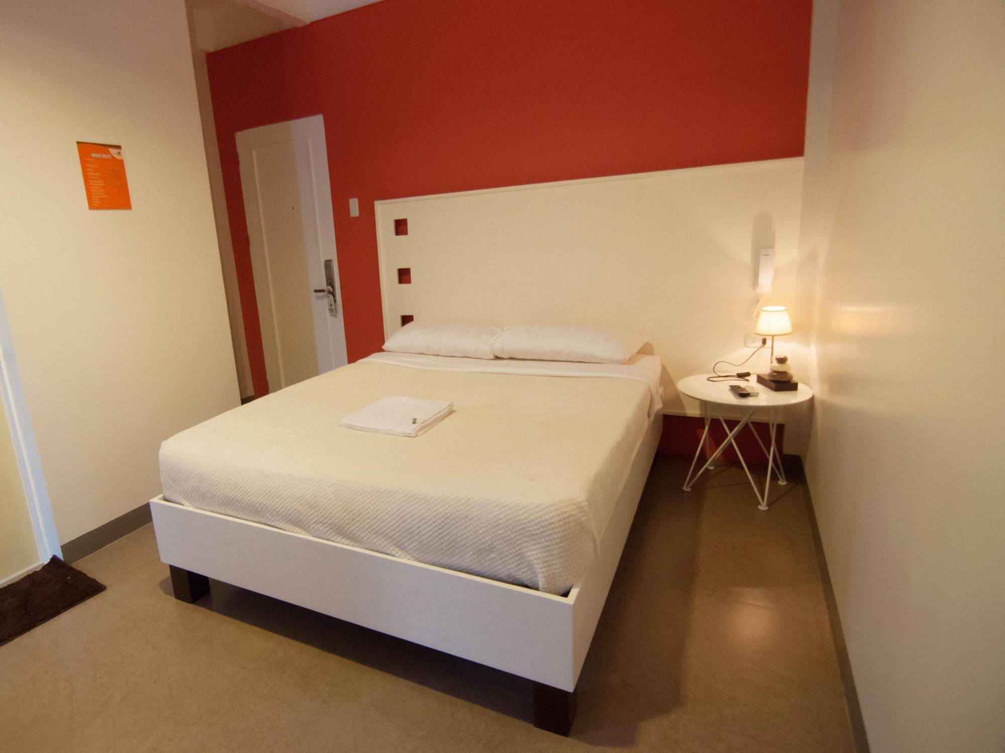 Avenue One Hotel Upper Digos Eksteriør bilde